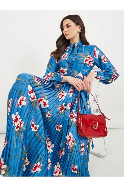 Styli All-Over Floral Print Pleated A-Line Maxi Dress