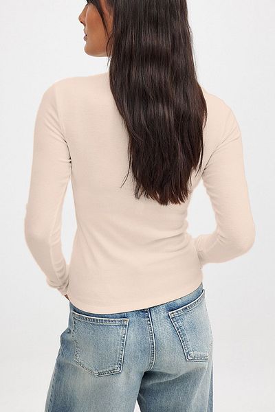 CHEISU Powder Colored Women's Long Sleeve T-Shirt - Crew Neck, Ribbed Camisole