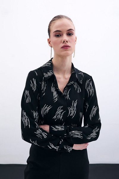 Sateen قميص كلاسيكي مطبوع - فضي