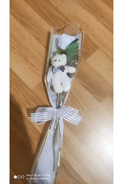 Flurose 8 Mart ve Anneler Günü Yapay Beyaz Gül ve Ayıcık Buketi