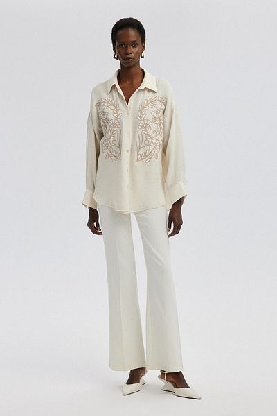Touché Privé NATURAL TEXTURED EMBROIDERED SHIRT
