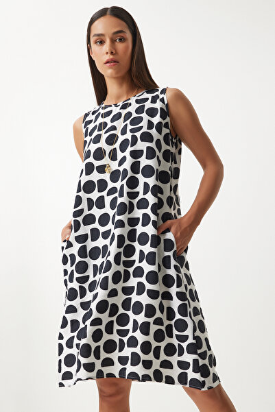 Lovelyİstanbul Καλοκαιρινό φόρεμα καμπάνα με ασπρόμαυρο σχέδιο - Lbv0001
