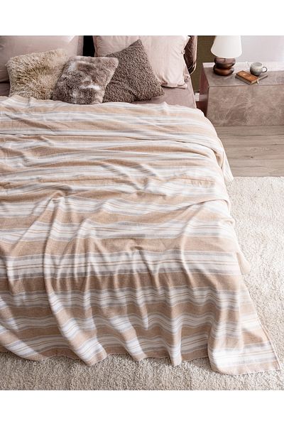 Madame Coco Nanny Camel Double Blanket
