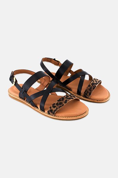 CLARKS Women Standard Karsea Sun Adjustable Sandals, Black Combo