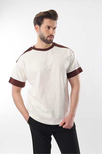 Madmext Ecru Schulterstreifen Detailliertes Herren-T-Shirt E7125