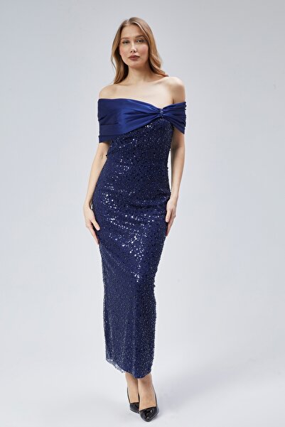 Asees Yaka Detaylı Kalem Abiye Elbise