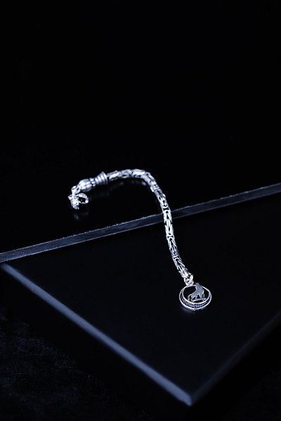 ENCİLİ SİLVER 925 Sterling Silver Single Dangle King Chain Gray Wolf Tip Rosary Tassel