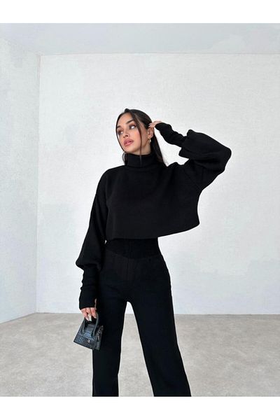 Mooi Butik Rollkragenpullover mit Fingerverschluss, Strickanzug unten und oben