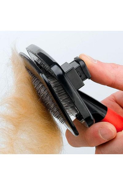 Ferplast Gro 5955 Dog Combing Brush with Cleaning Mechanism 16cm