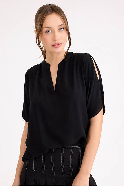 Vitrin Judge Collar Sleeve Detailed Linen Blouse