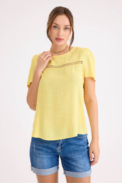 Vitrin Laced Short Sleeve Linen Blouse