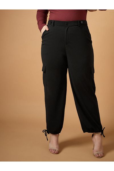 Sassafras By Styli Plus Size Solid Mid Rise Cargo Pants