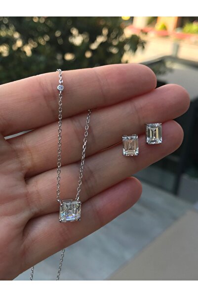 ZİNET TAKI Mozanit Taş Baget Küpe