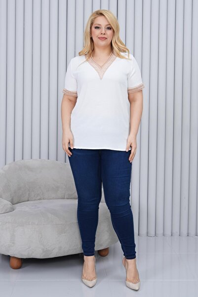 Siyezen Plus Size Lace Detail V-Neck Blouse