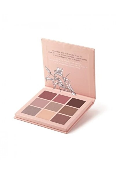 Astra مجموعة ظلال العيون من بيور بيوتي