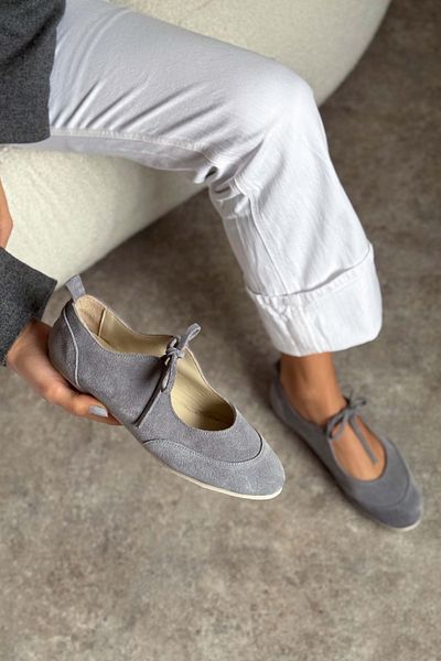 NİŞANTAŞI SHOES Balerini de damă Tokyo Stone Grey din piele intoarsa autentica cu o singura curea cu talpa plata