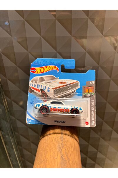 HOT WHEELS 67 كامارو