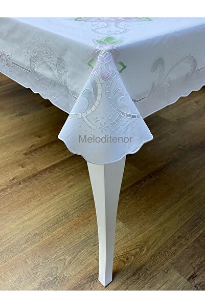 MEİWA مفرش طاولة مستطيل الشكل من الدانتيل ذو مظهر مستطيل من الزهور باللون الأ...