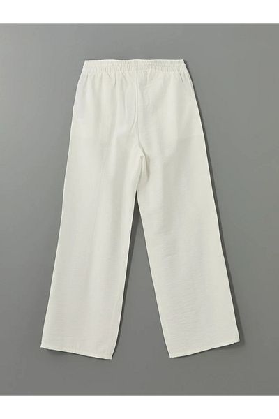 LC Waikiki Γυναικείο παντελόνι LCW Modest White με ελαστική μέση με φαρδύ πόδι