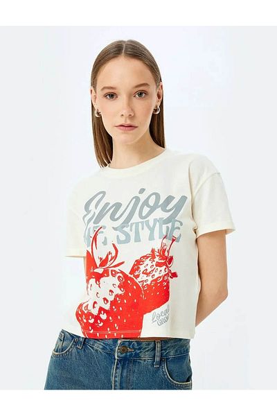 Koton Beige Crew Neck Strawberry Printed Women's T-Shirt - 5Sal10243Ik