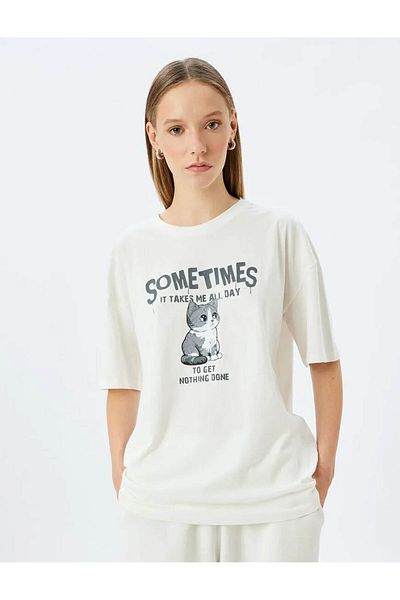 Koton Oversize Cat Printed Slogan Ecru Women's T-Shirt 5Sal10178Ik