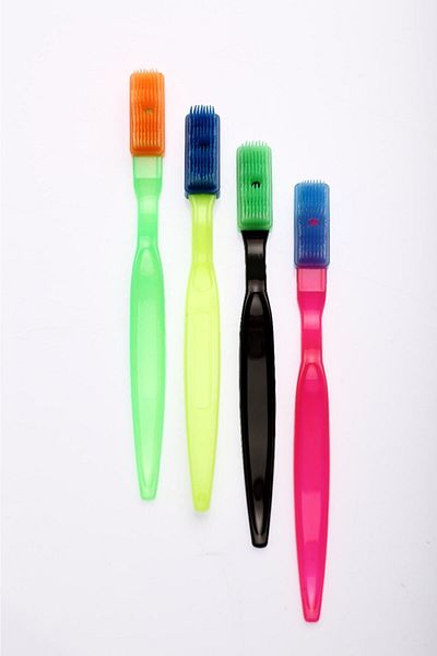 EASYBRUSH فرشاة أسنان سحرية مع معجون أسنان ذاتي (معجون أسنان للاستعمال مرة واحدة) 40 قطعة