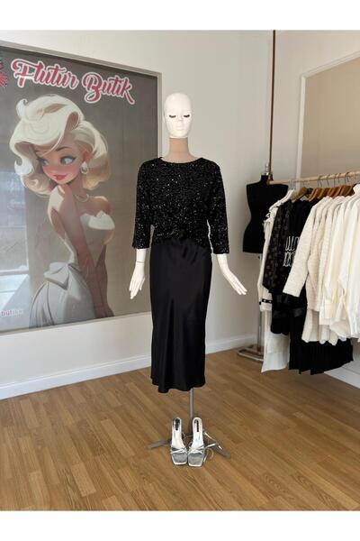 SHELIKES Siyah Saten Yan Yırtmaçlı Midi Etek