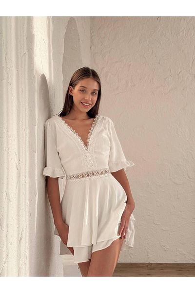 FASHION COCKTAIL Backless Brode Lace Detail Shorts Jumpsuit V Neck Laced Ruffle Sleeve Summer Bohemian Shorts Jumpsuit