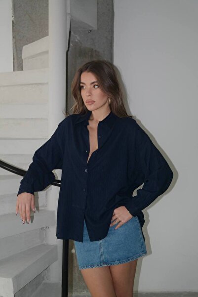 Lusin Women's Black Premium Quality Striped Oversize Tirl Shirt