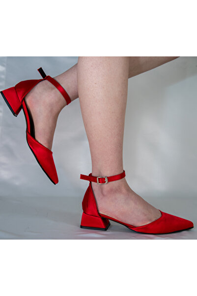 YARENAY Kırmızı Saten Alçak Topuklu Ayakkabı