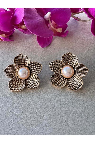Pelin Aksesuar Cream Pearl Bronze Flower Earrings