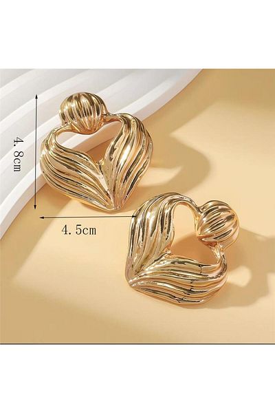 Pelin Aksesuar Gold Big Heart Earrings