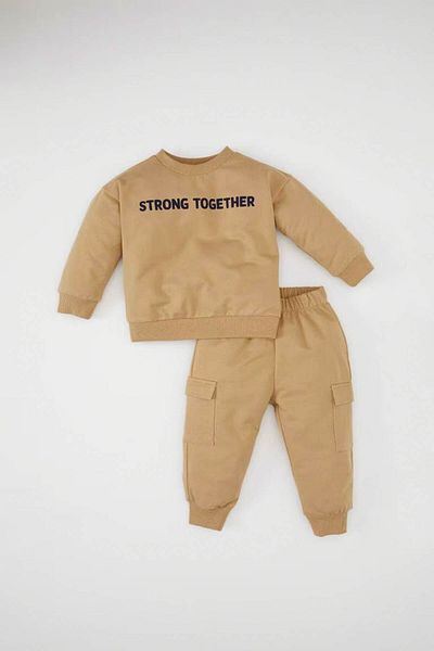 DeFacto Baby Boys szett 2 db nyomtatott nyakú pulóver, rugalmas derékú, zsebes melegítőnadrág D2936a524wn