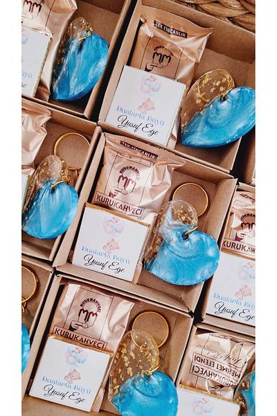 sevgiliatolyemm mutluluk getirmesi dileğiyle Boxed Coffee (Chocolate and Keychain Gift) 10 Pieces Birthday Baby Shower Gift