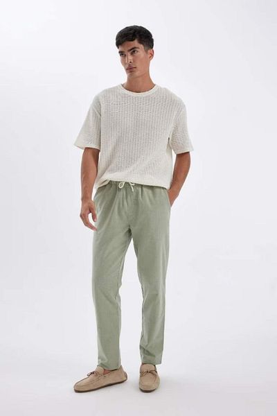 DeFacto Baumwoll-Jogginghose mit schmalem Bein und Schnürung an der Taille und elastischen Taschen Z6475az24au