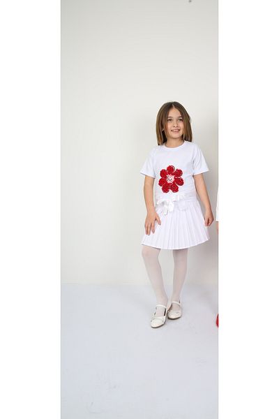 Ümiteks world of clothes April 23 Show White Pleated Skirt and Red Daisy Badi Set for Girls - Bottom and Top Set