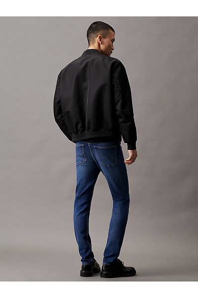 Calvin Klein Ανδρικό τζιν με λεπτή εφαρμογή ψηλόμεσο μπλε τζιν καθημερινής χρήσης J30J 323691 -1 BJ