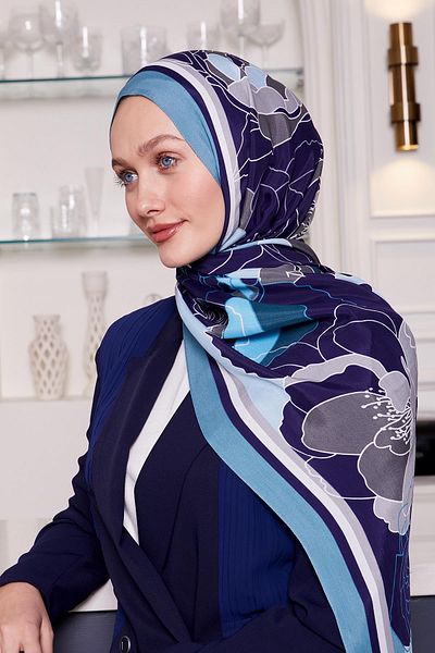 Levidor Turquoise Flower Pattern Royal Shawl