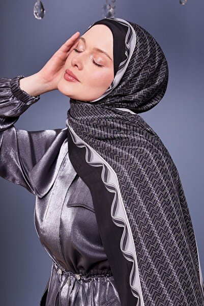 Levidor Anthracite Labyrinth Pattern Royal Shawl
