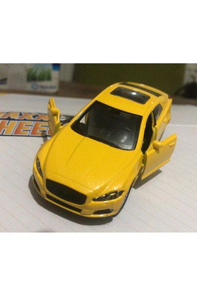 Sunman Toy Metal Model Car Pop up Door 1/36 Pull Drop Yellow