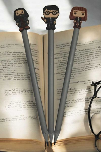 CA COLOURS ACCESSORİES I LOVE ACCESSORİES Jibbitz 3 Pieces Harry Potter and His Friends Three-Dimensional Fun Pencil Set with Emojis