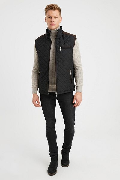 DYNAMO Men's Black Fleece Lined Quilted Vest