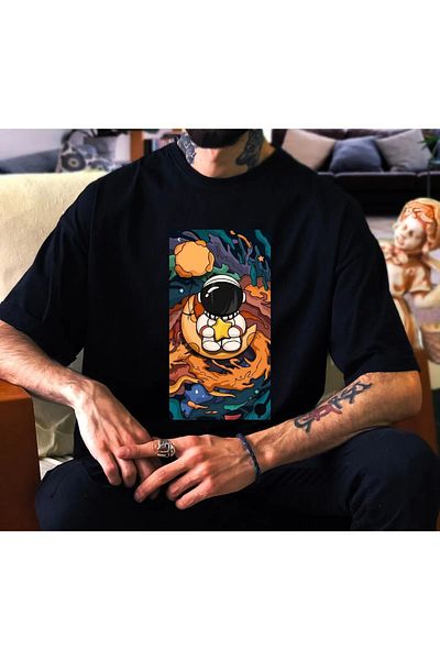 Frisson Oversize Unisex Artistic Astronaut Black Tshirt