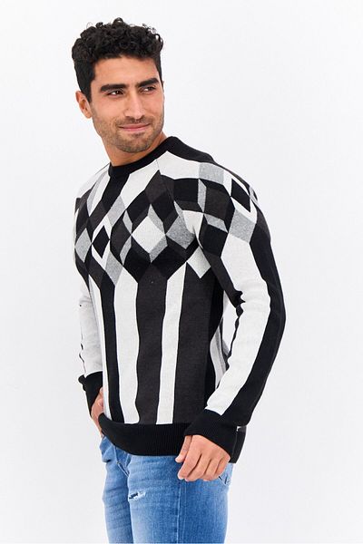 Perry Ellis Men Crew Neck Long Sleeves Diamond Pattern Sweater, Black