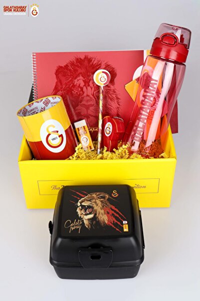 Galatasaray DEKOMUS GIFT BOX ÖZEL KUTULU GALATASARAY BESLENME KABI VE 700 ML TRITAN MATARA İLE KIRTASİYE SETİ