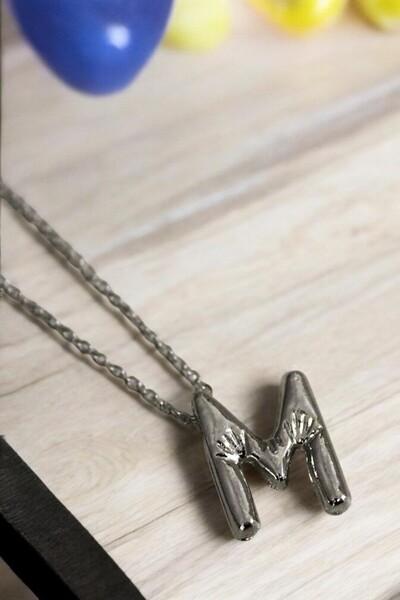 MakeWell Letter Design Simple Chain Letter Necklace Silver Color Letter Necklace