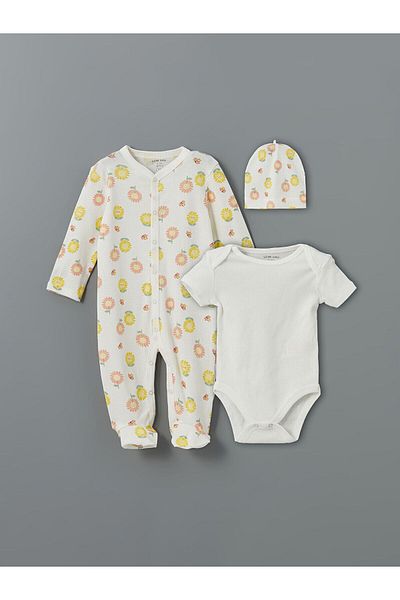LC Waikiki V-Neck Floral Baby Girl Hospital Discharge Set