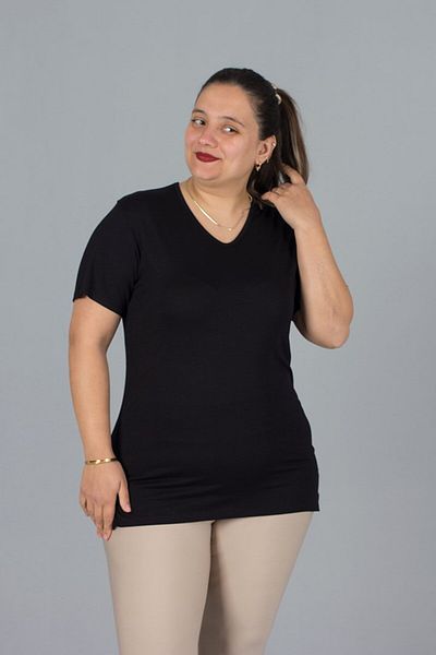 Truva XXL Plus Size V-Neck T-Shirt