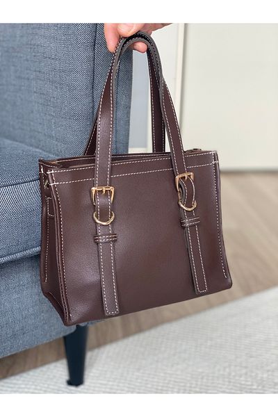 Bagzone СТИЛНА ДАМСКА ЧАНТА ЗА РАМО С КАИШКА ЗА РАМО И ПРЕДНА КАТАРАМА И ДЕТАЙЛ С ПРЪСТЕНИ
