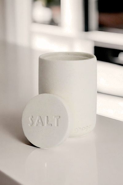 Ghogol Home Bole Countertop Concrete Salt Shaker